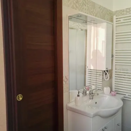 Il Grillo Parlante فندق مبيت وإفطار 3*